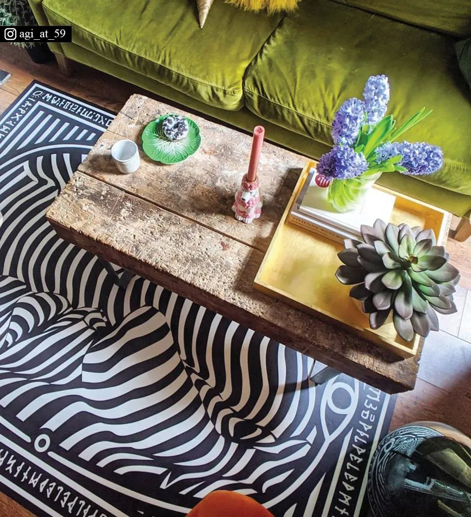 Breath Floor Art by PILPELED