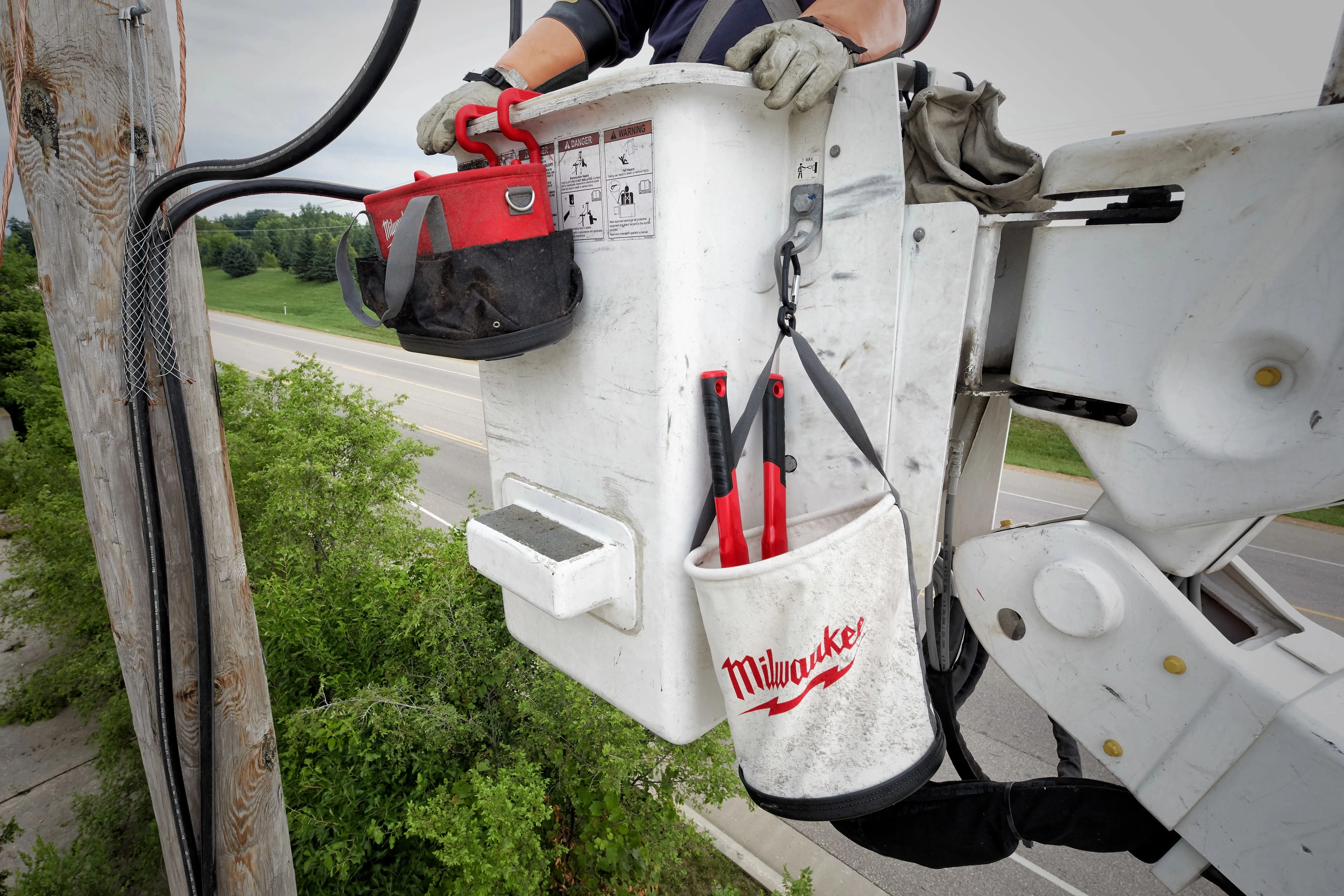 Bucket - Milwaukee Canvas Utility Bucket, 48-22-8271