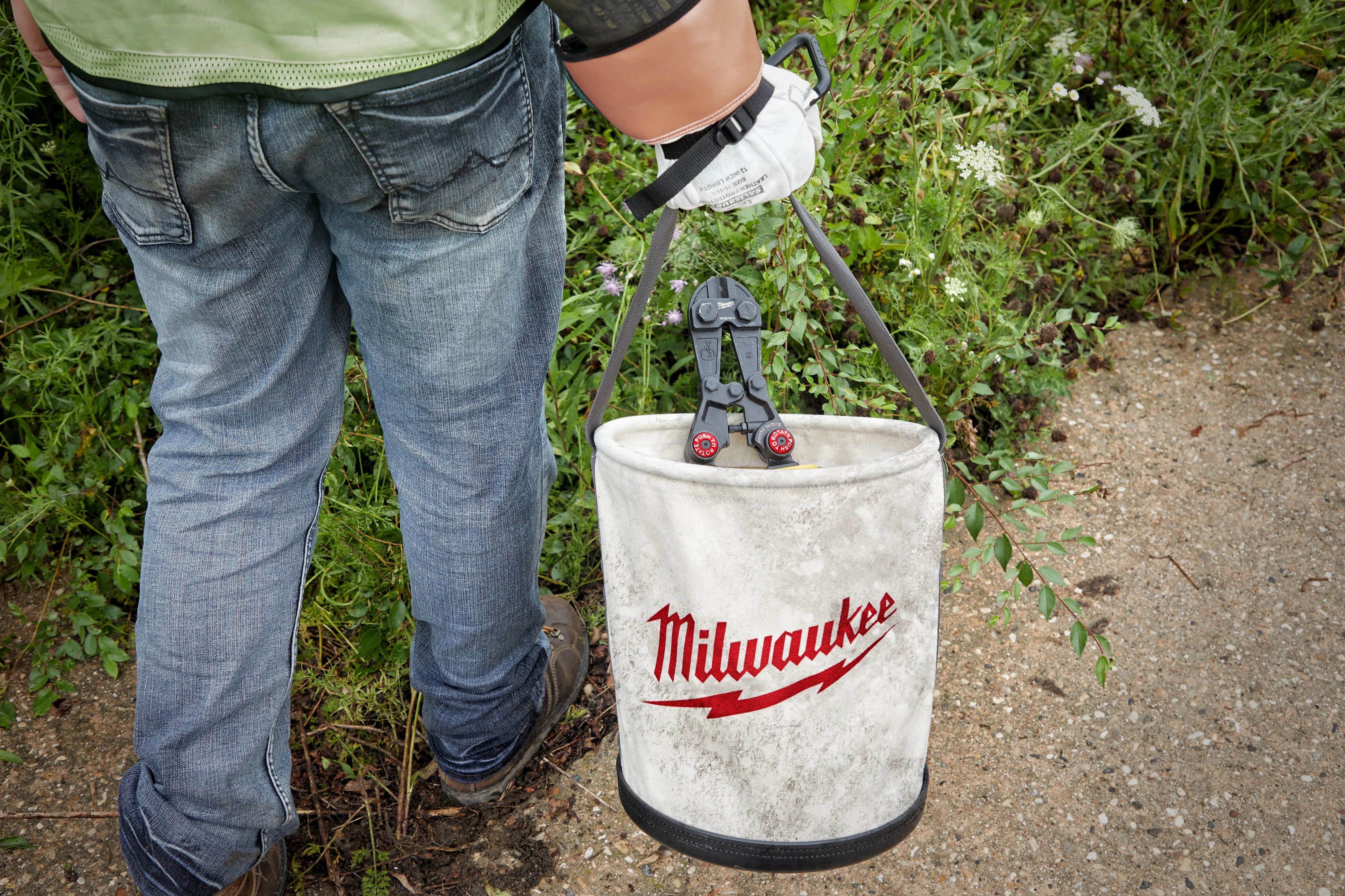 Bucket - Milwaukee Canvas Utility Bucket, 48-22-8271