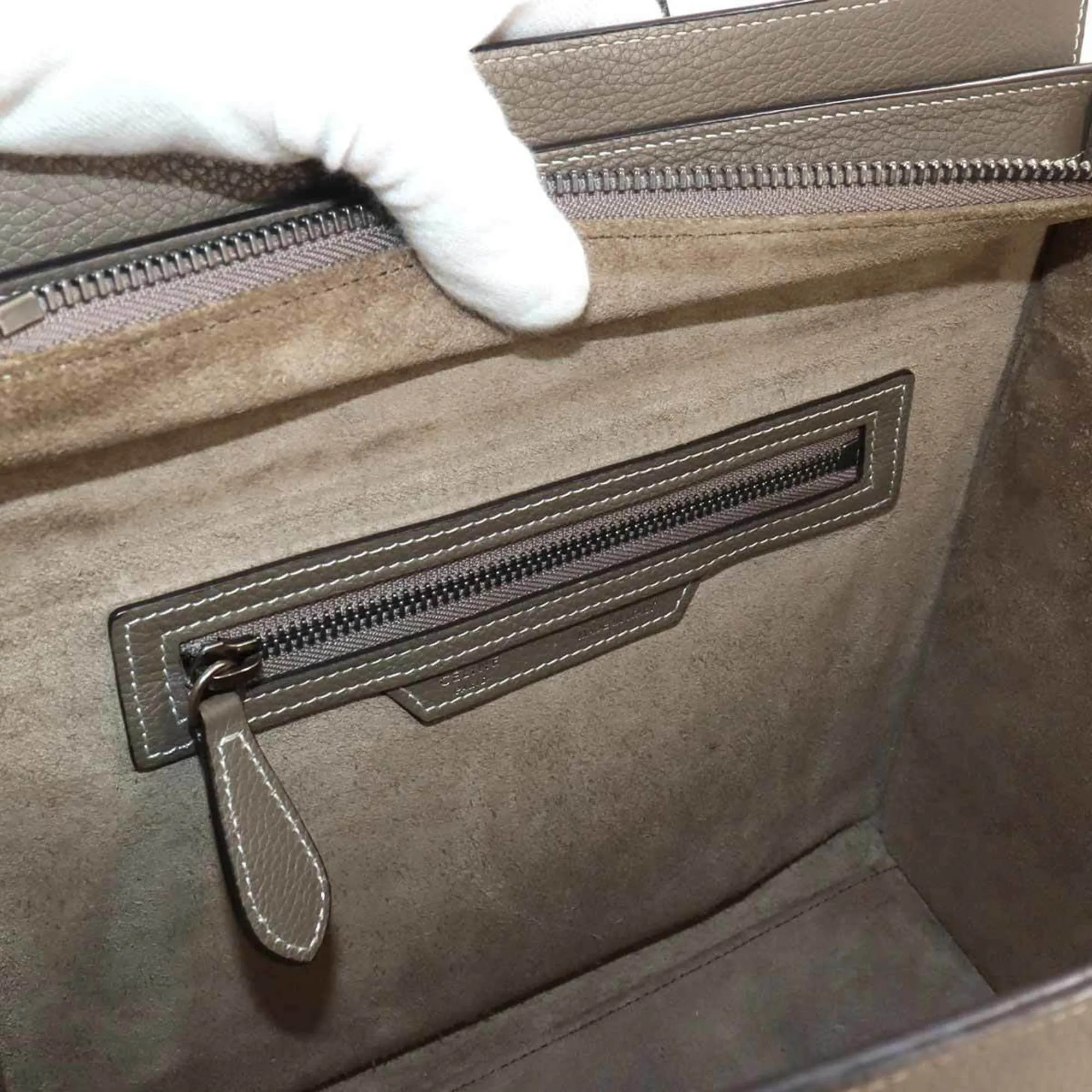 CELINE Luggage Tote