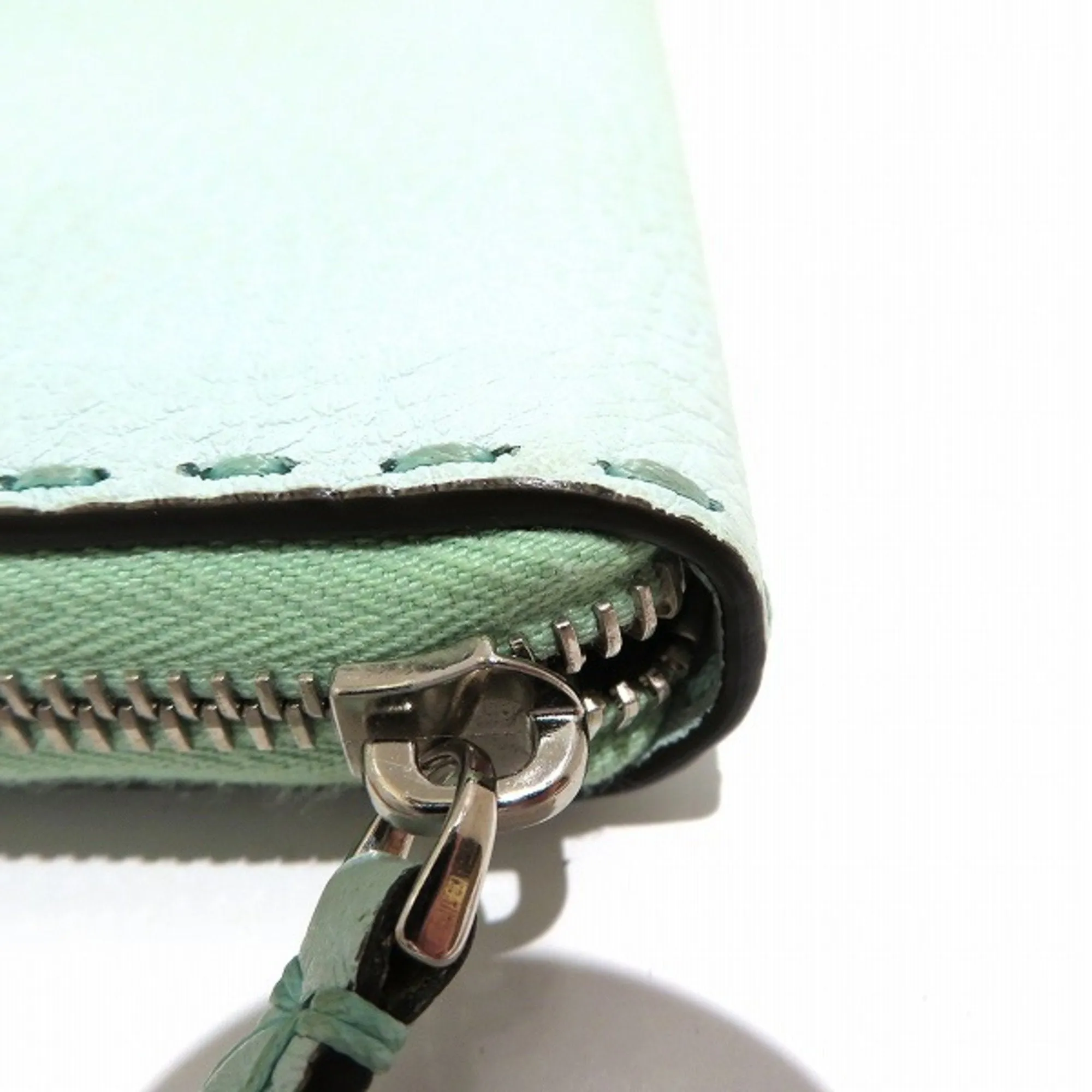 Fendi Round Zipper