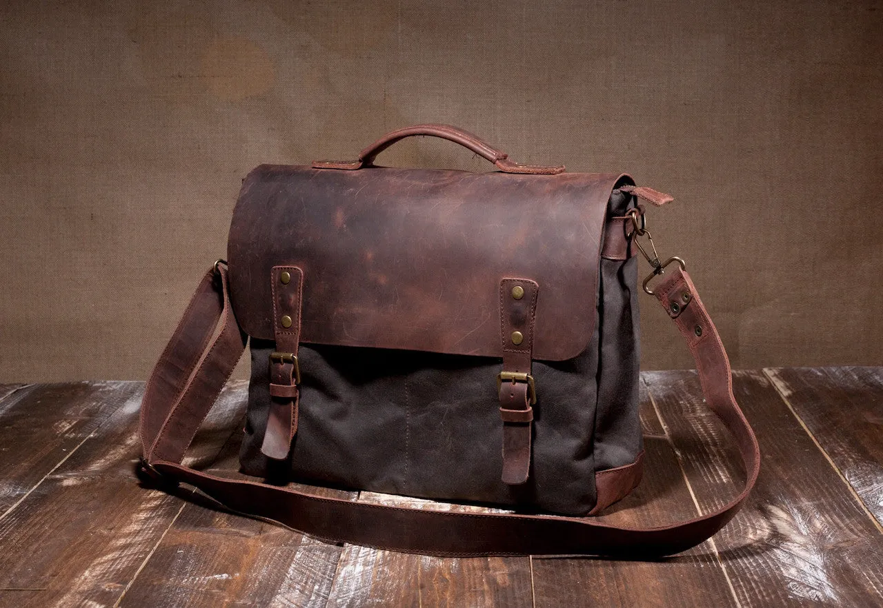Messenger Bag Dark Chocolate
