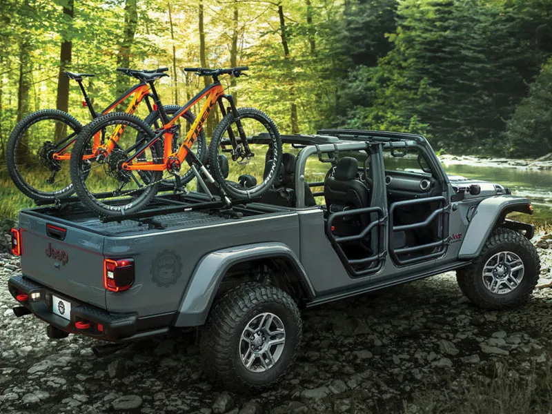 MOPAR Bed Cross Rails for 20-up Jeep Gladiator JT