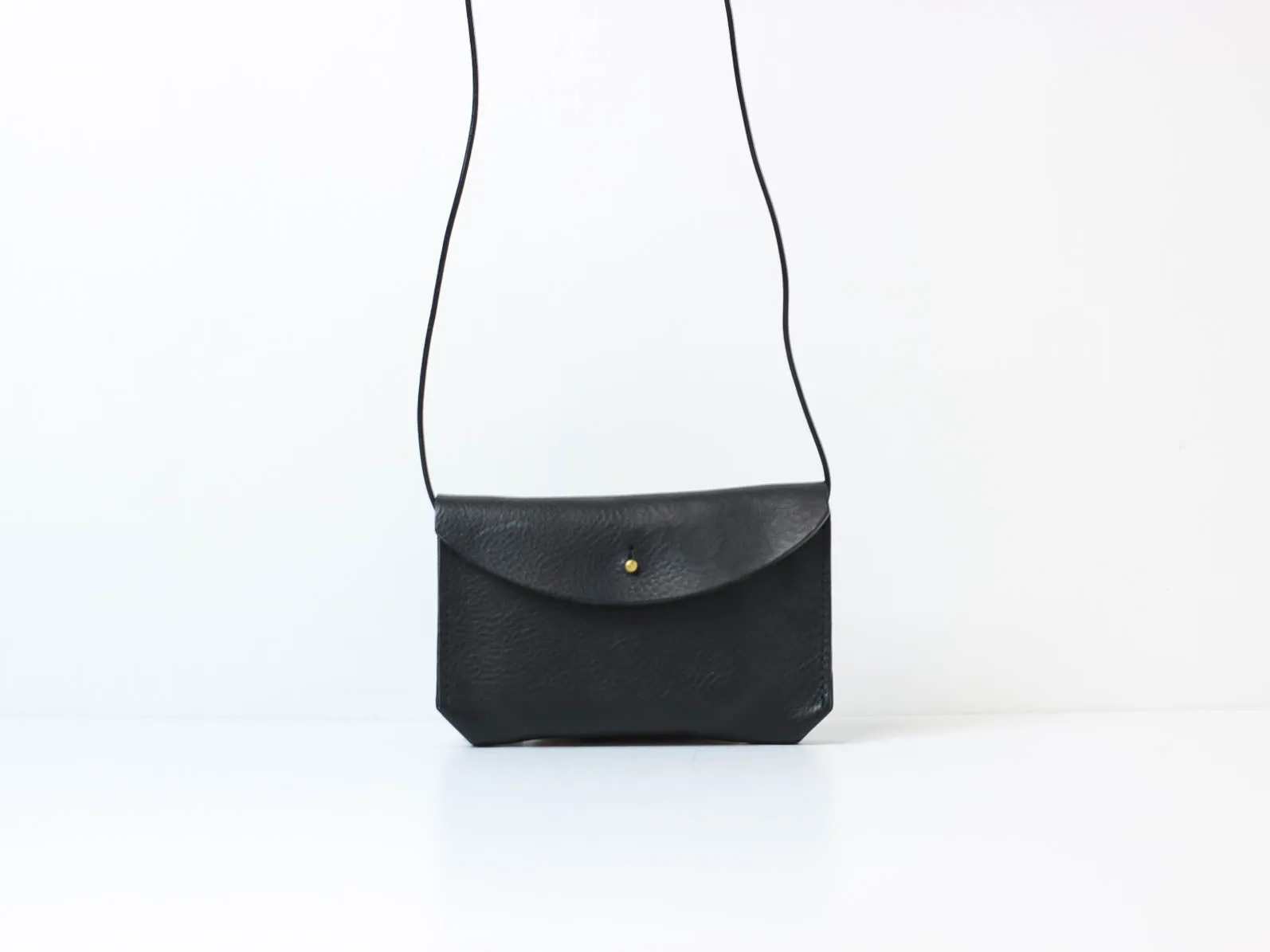 T.B.M - Leather Crossbody Pouch