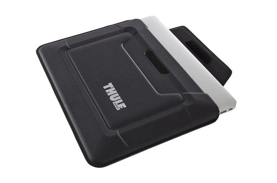 Thule Gauntlet 3.0 MacBook Air Envelope in Black