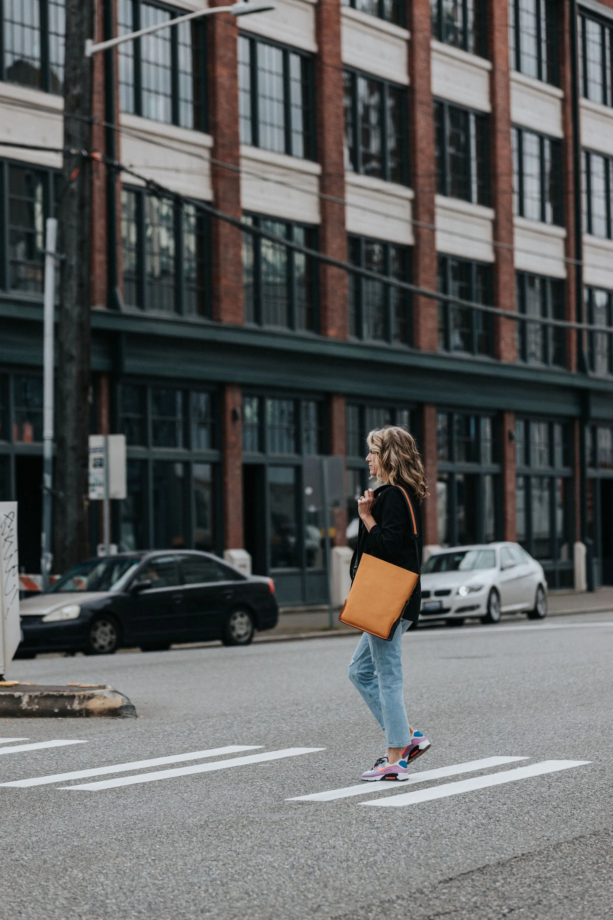 YORKER Big Crossbody